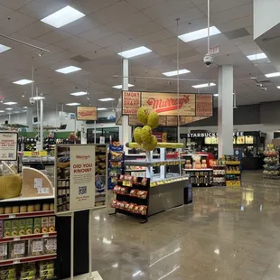 This Kroger has all the things