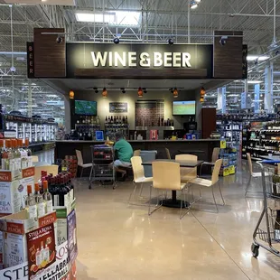 Wine and beer bar