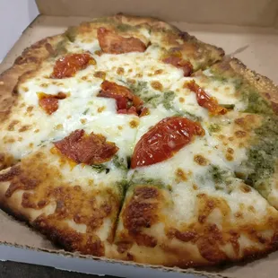 Tomato Pesto Pizza was good