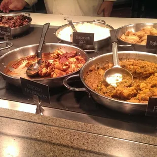 Good variety of to-go food available