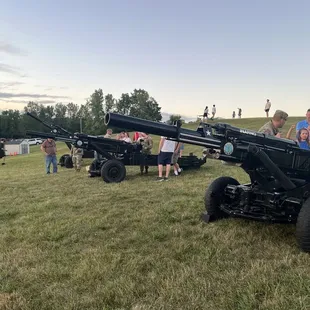 105 mm cannons