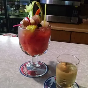 Kroghville oasis bloody, nice salad on it!