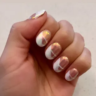 Oval chrome gel polish with custom design