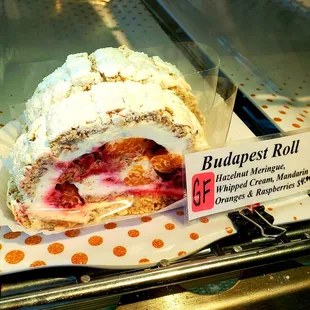 a dessert roll