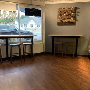 Newly remodeled space good for a line/social distancing
