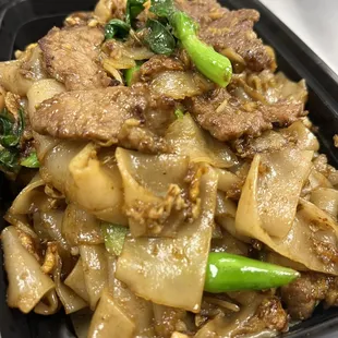 Pad See You Noodle 
Delicious