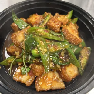 Spicy Basil Crispy Pork