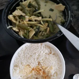 Green curry with chicken