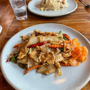 Pad See Ew Noodle