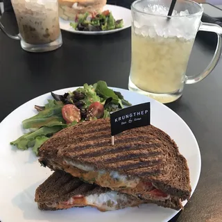 Pomegranate Green Tea