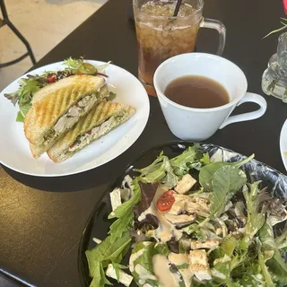 From The Forest Salad (Vegetarian)