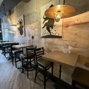bagels, interior