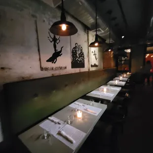 sushi and sashimi, interior