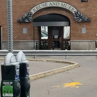 Back lot to Kruse and Muer has FREE Metered parking on weekends!  Sunday 9/17/2023