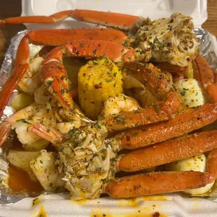 Boiled Seaside Platter Lunch