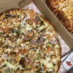 Chicken Gourmet Pizza