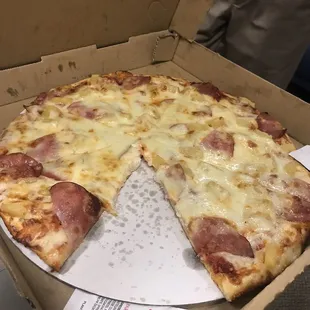 Hawaiian Pizza