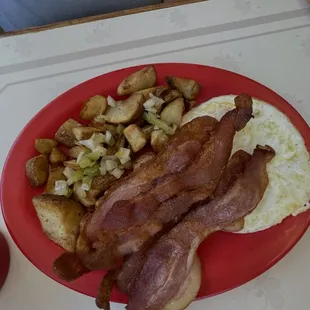 Bacon and Eggs with Country Potatoes