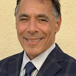 Chris L.