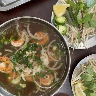 Shrimp pho