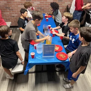 Good seating for kids. No need to bring table cloths or any decor as the space is really good to go!