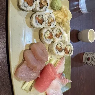 Sashimi sampler and spicy tuna roll