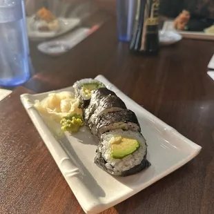 avocado roll