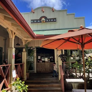 10/3/2021 Hmm, Kuaāina Sandwiches is oddly not busy