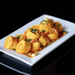 金沙玉子豆腐 Crispy Japanese tofu w. salted egg yolk