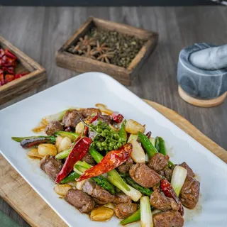 Peppercorn Boneless Beef Short Ribs