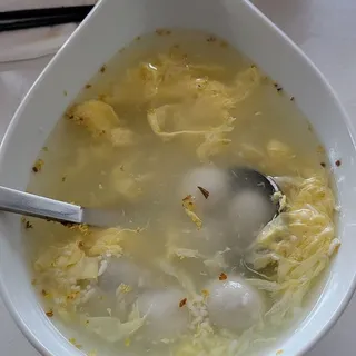 Glutinous Rice Ball in Wine Sauce