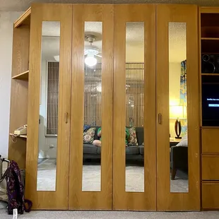 07.13.22 Murphy Bed inside