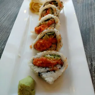 Spicy Salmon Roll