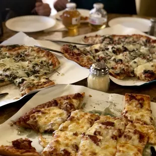 Combo, pepperoni  &amp; vegetarian