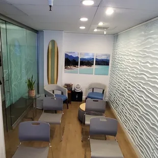 Aloha from Kukui Hub&apos;s beach house aka meeting/conference/training room.  It can seat 8 people and 1 presenter.