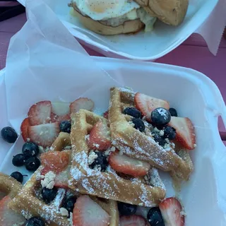 Jalapeno Cheddar Bagel