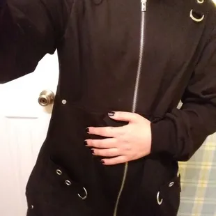 Great quality jacket.material is nice. not cheaply made at all just like everything else there. Highly recommend.