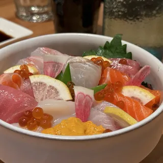 Chirashi Deluxe