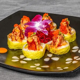 Yellow submarine Roll