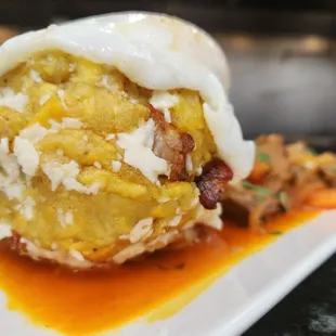 chicken wings and fried chicken, bbq wings, poultry, chicken wings, food, fried chicken wings, fried chicken, chicken, bbq chicken