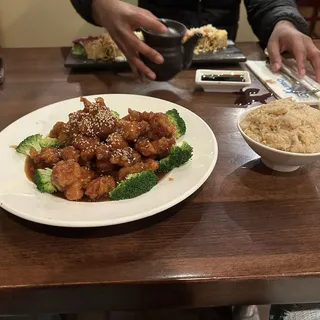 (L)Sesame Chicken