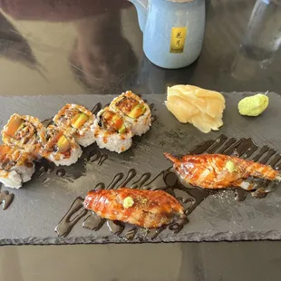 Unagi roll, unagi sushi.