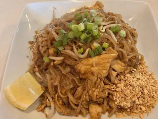 Lisu Thai Kitchen