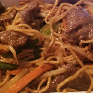 Beef Lo Mein
