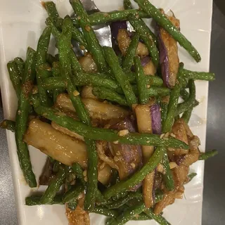 Eggplant loves Green Bean /