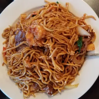 House Pineapple Lo Mein