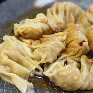 Spicy wontons