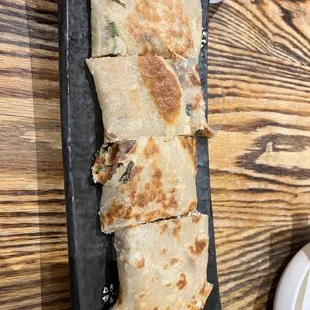 Scallion Pancake with Sliced Beef