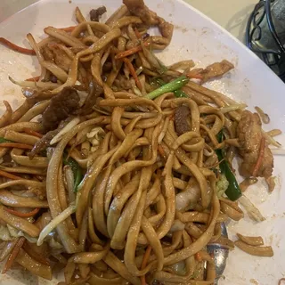 K8. House Lo Mein
