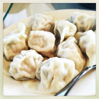 B7. Cabbage Pork Dumplings